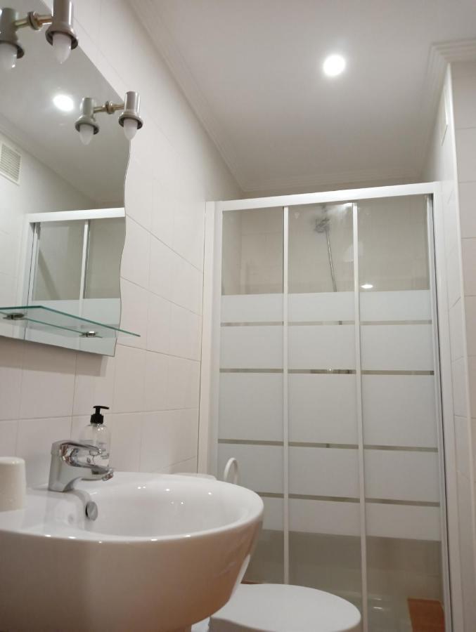 Apartamentos Chevere Rojo-Huca Oviedo Buitenkant foto